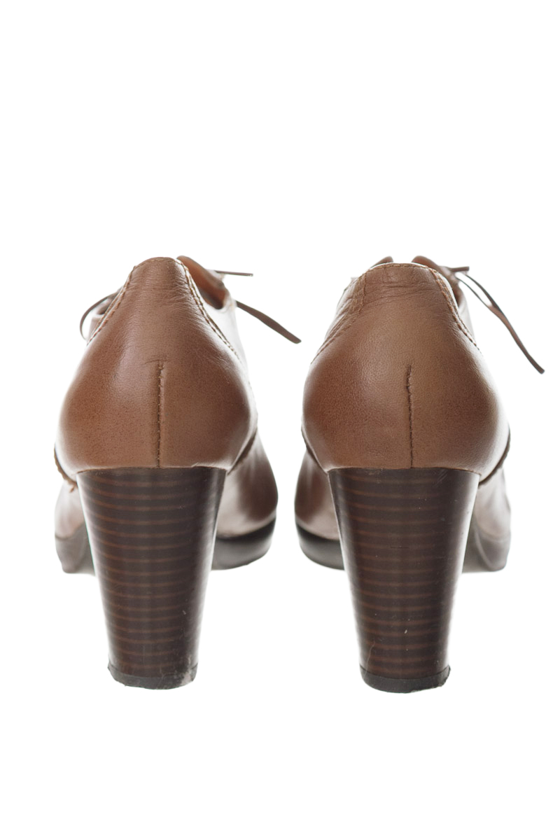 Zapatos color Café - Vía Spring