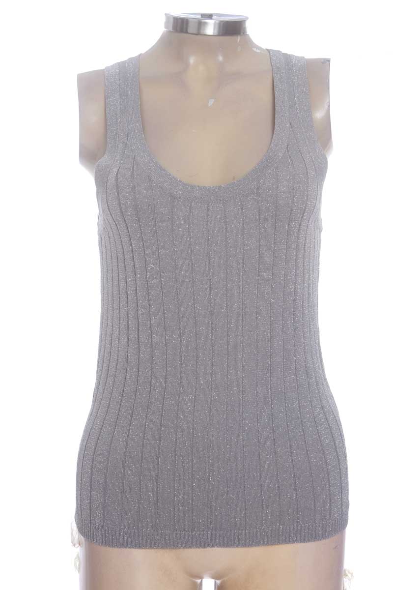 Top / Camiseta color Gris - Zara