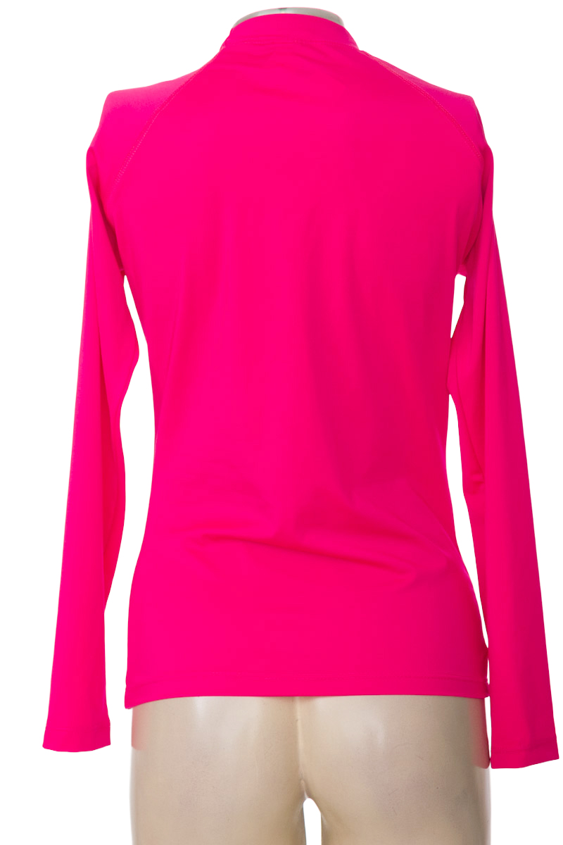Ropa Deportiva / Salida de Baño color Fucsia - Under Fit