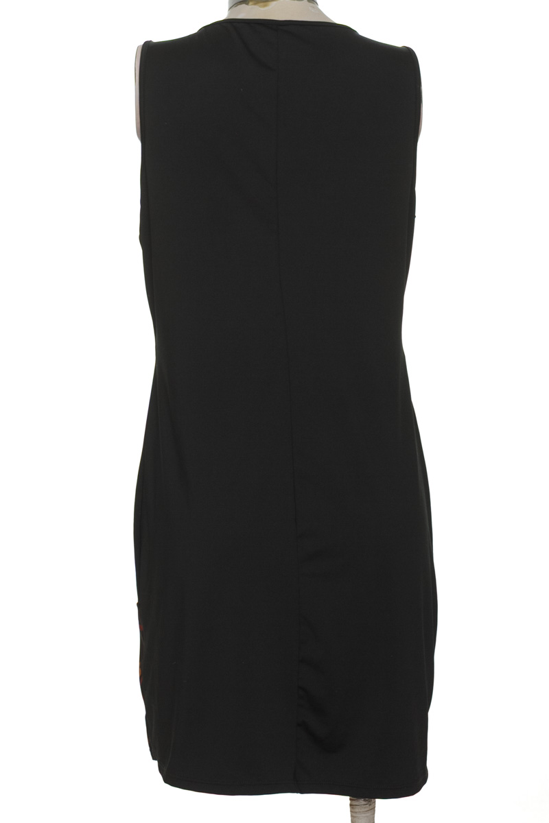 Vestido / Enterizo color Negro - Azzorti