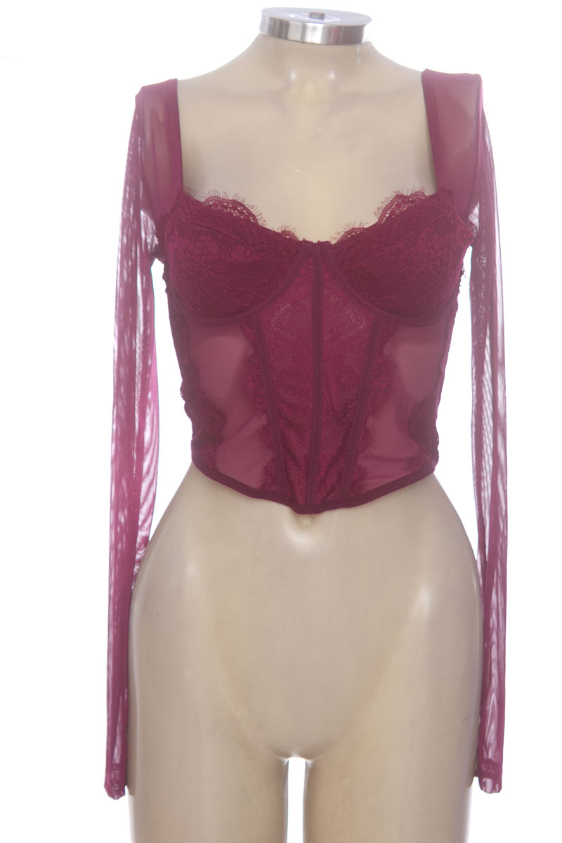 Top / Camiseta color Morado - Rue 21