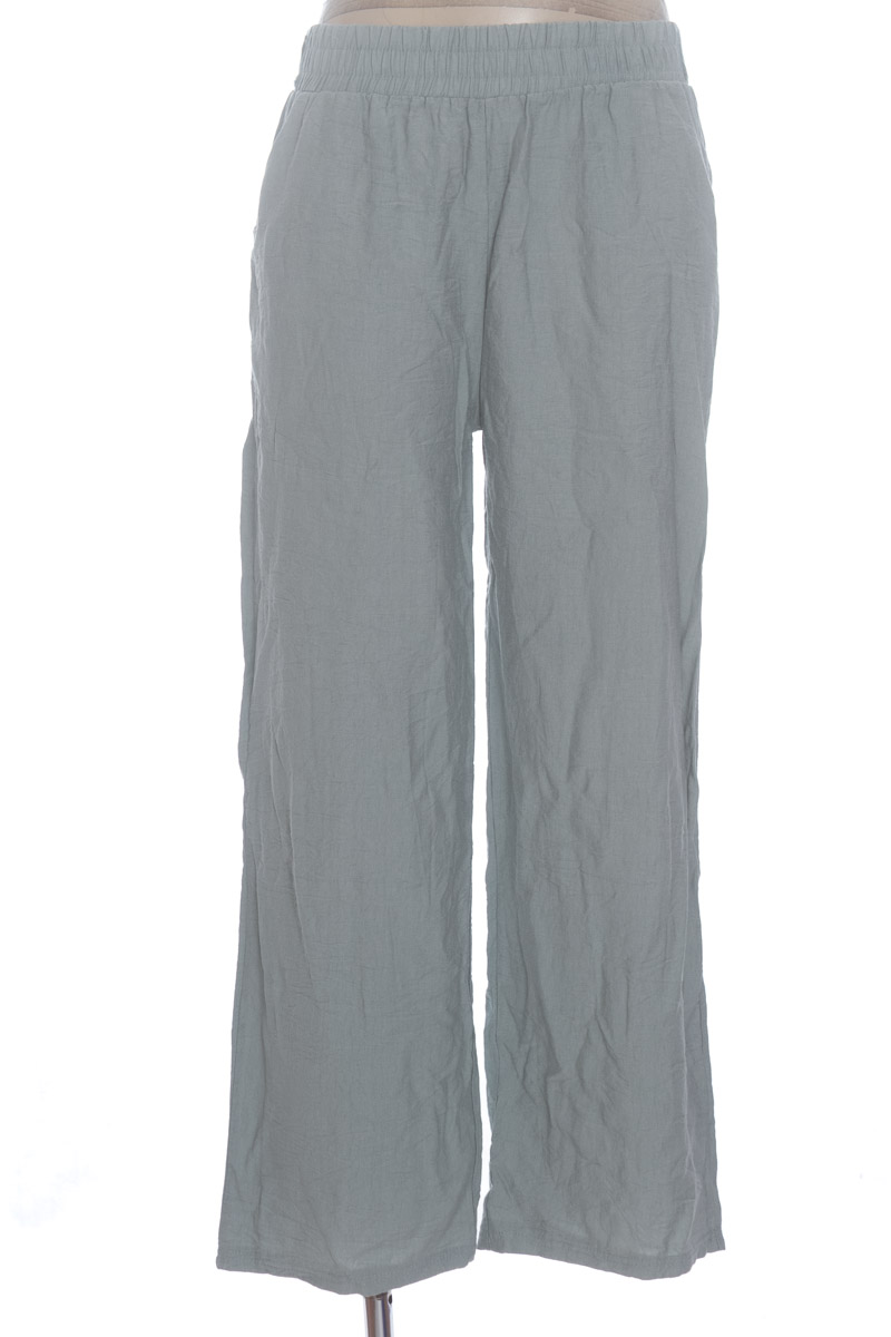 Pantalones color Aguamarina - Closeando