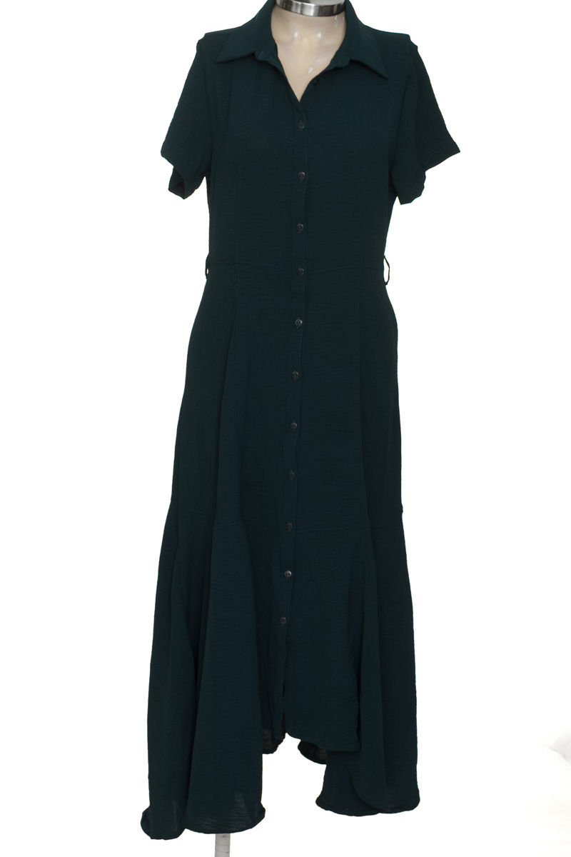 Vestido / Enterizo color Verde - Closeando