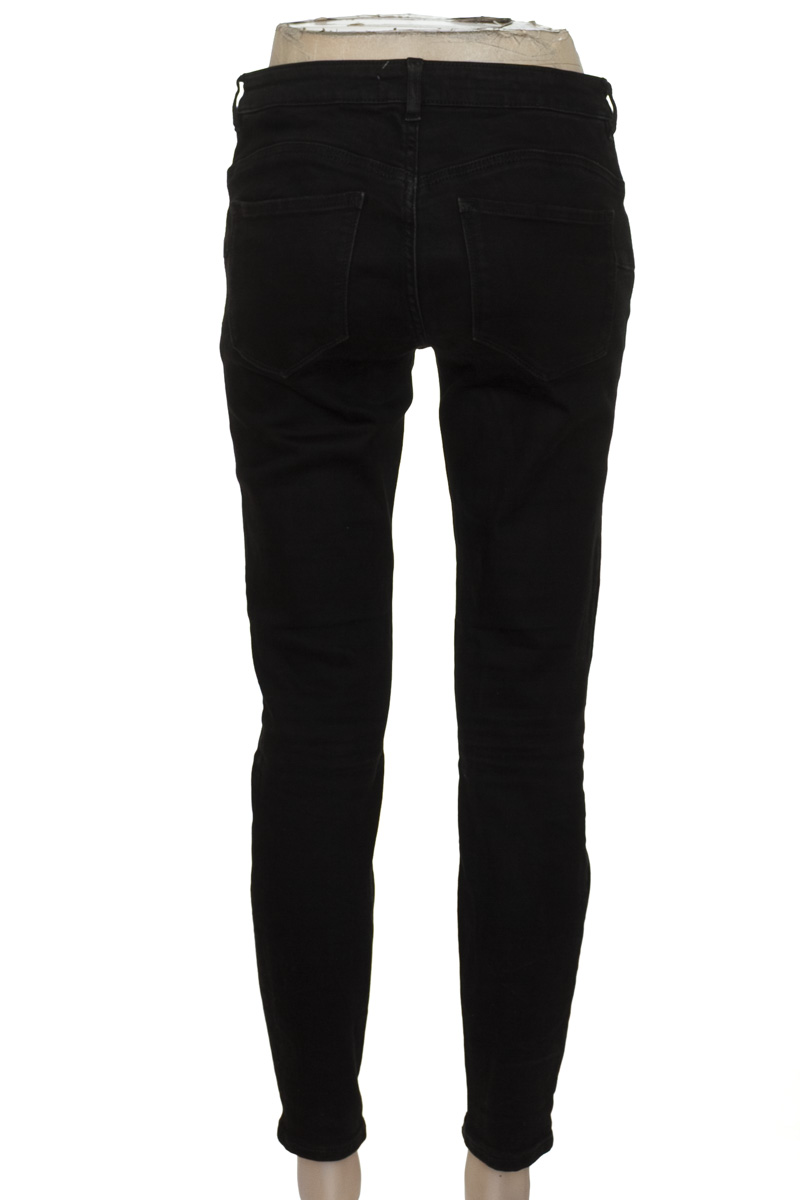 Pantalones color Negro - MNG