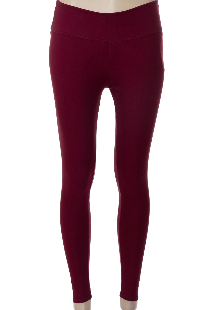 Pantalones color Vinotinto - Closeando