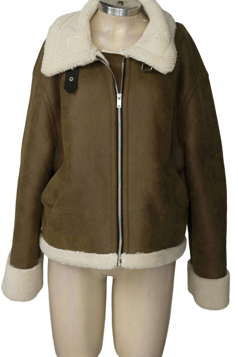 Chaqueta / Abrigo color Verde - Zara