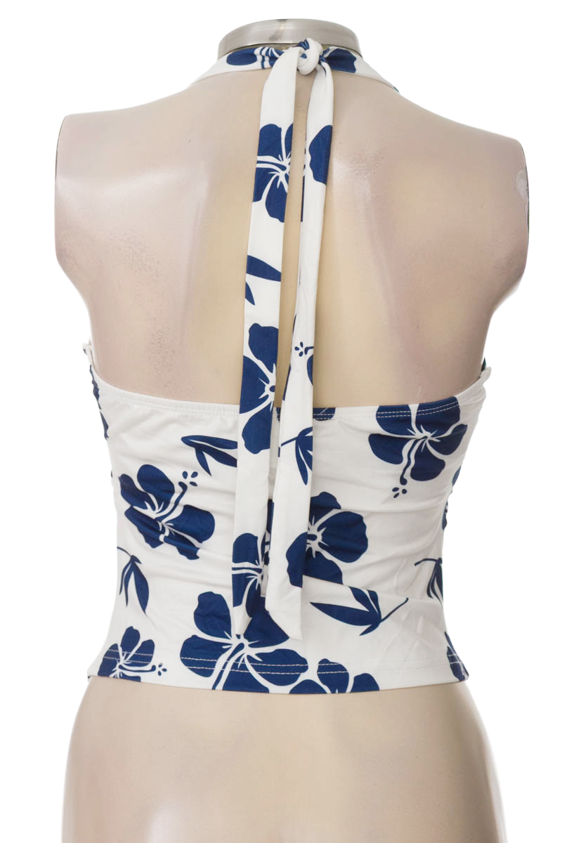 Top / Camiseta color Blanco - Closeando