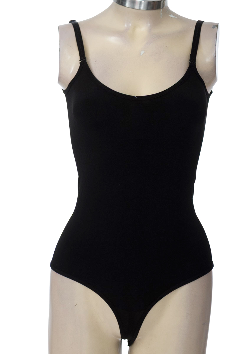 Top / Camiseta color Negro - Maggia