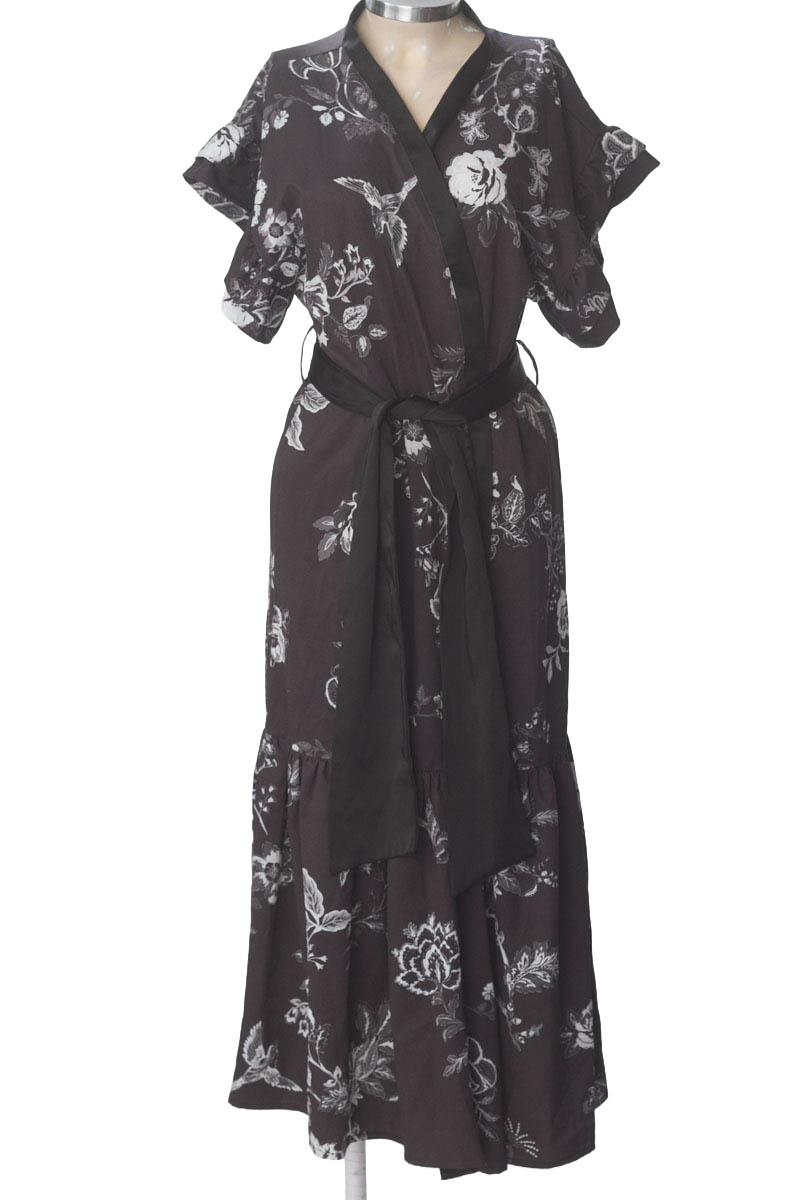 Blusa color Negro - Arkitect