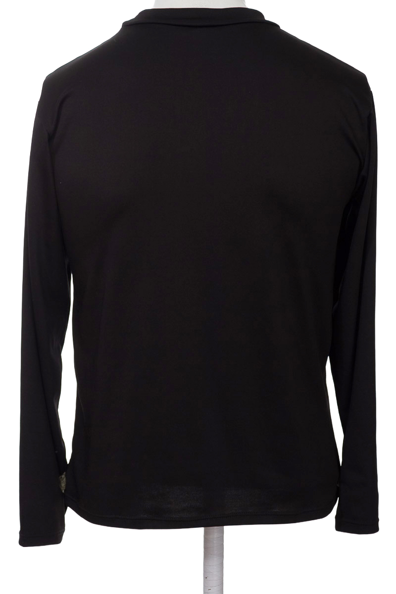 Camiseta color Negro - Closeando