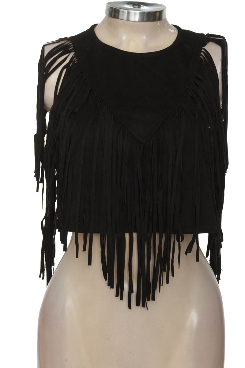 Top / Camiseta color Negro - Ontwelfth