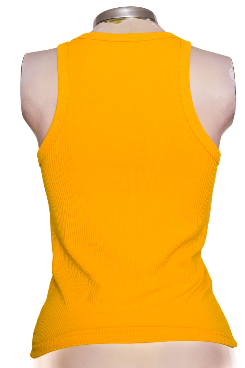 Top / Camiseta color Amarillo - Stradivarius