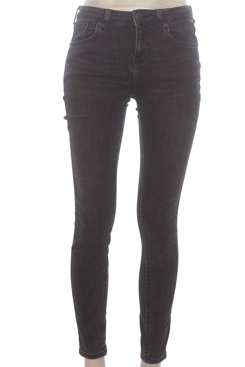 Pantalones color Negro - Zara