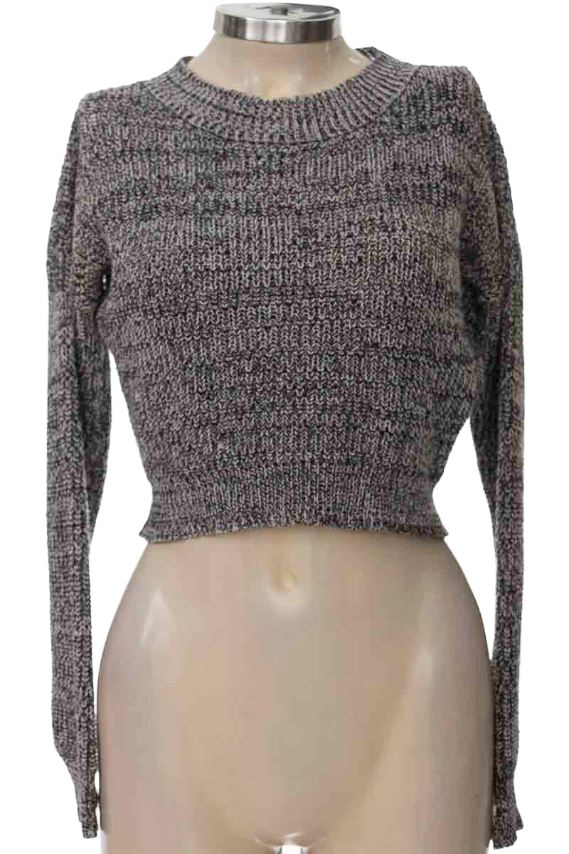 Sweater color Gris - Closeando