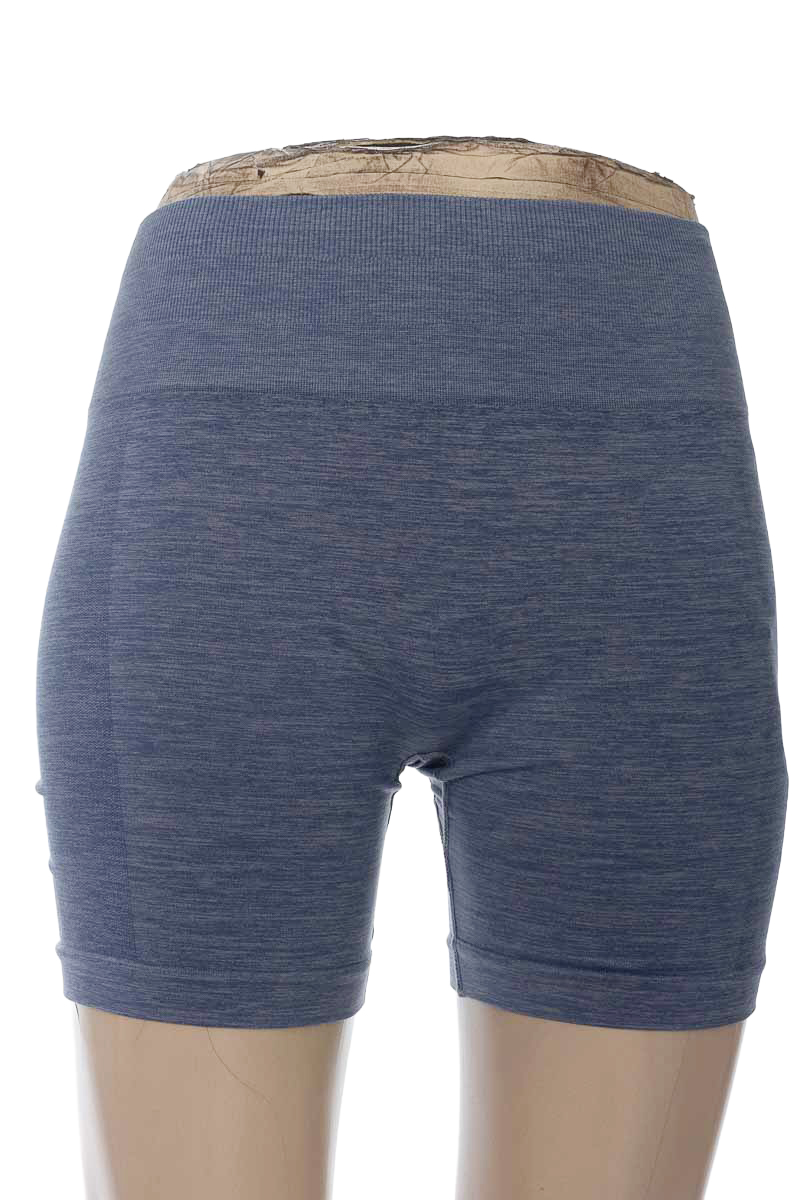 Ropa Deportiva / Salida de Baño color Azul - Closeando