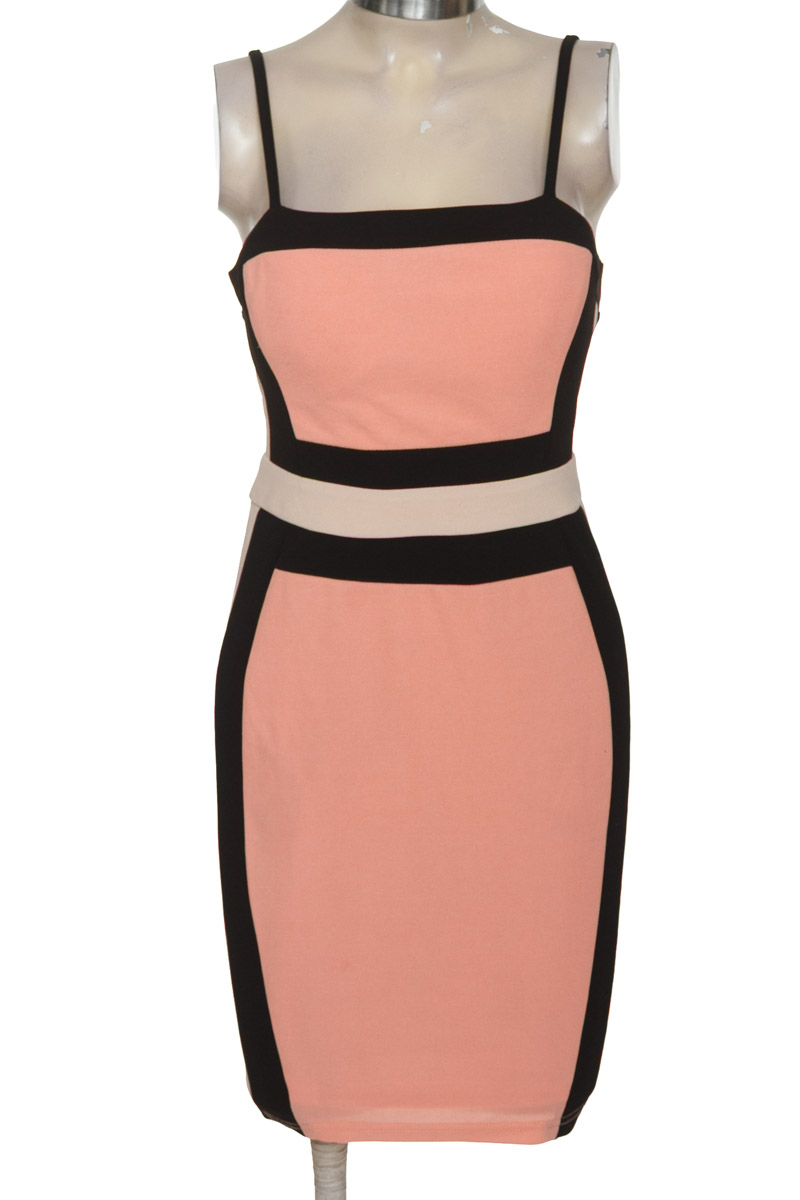 Vestido / Enterizo color Rosado - Entry