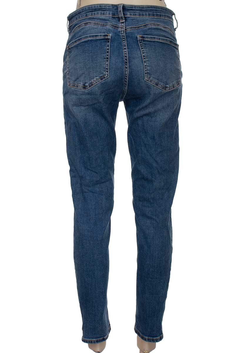 Pantalones color Azul - Bershka