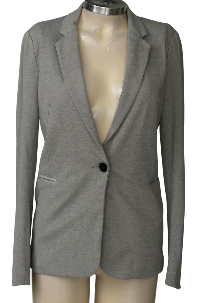 Chaqueta / Abrigo color Gris - Stradivarius