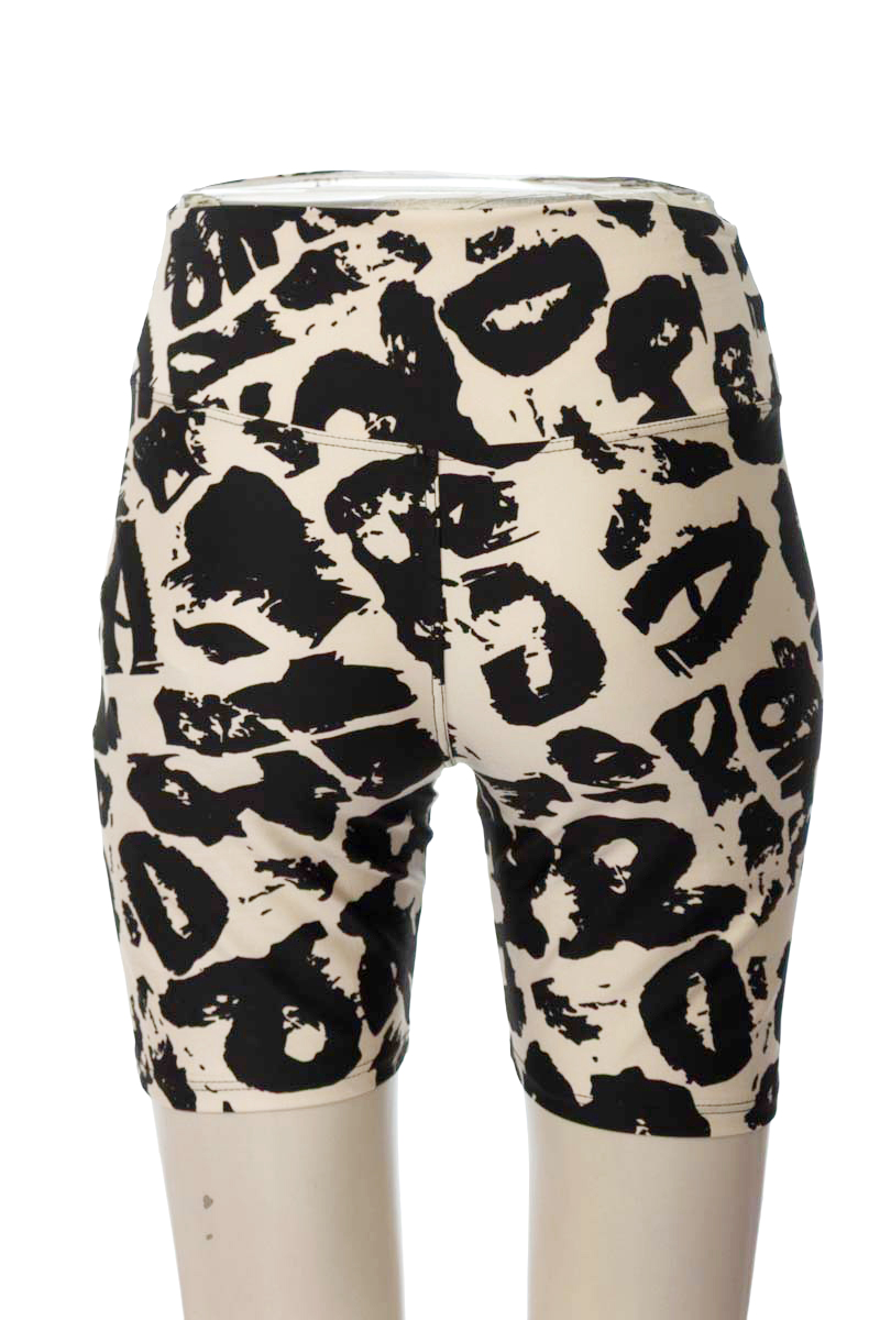 Ropa Deportiva / Salida de Baño color Estampado - Closeando