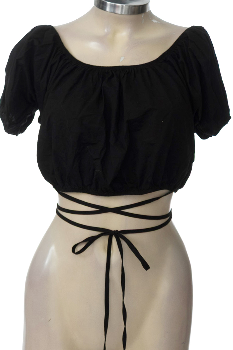 Top / Camiseta color Negro - NAF NAF