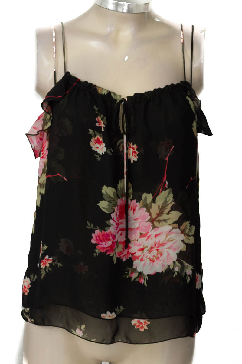 Top / Camiseta color Negro - Express
