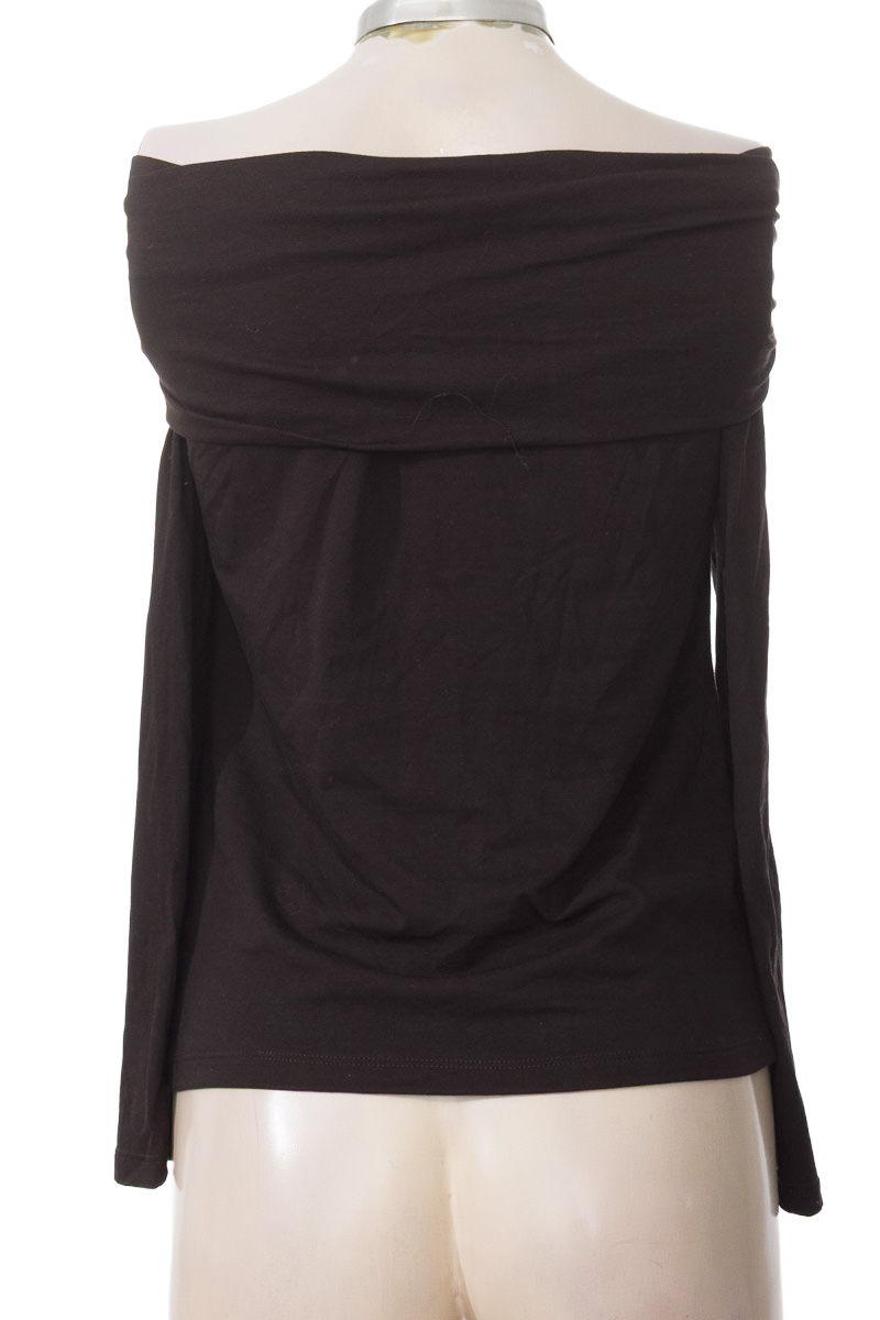 Sweater color Negro - Shopping Hunters