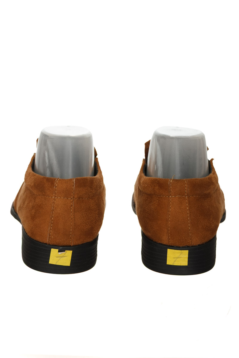 Zapato color Café - Closeando