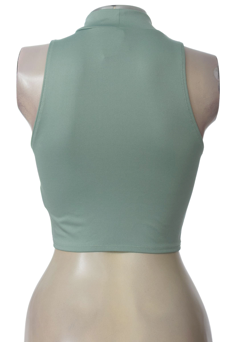 Top / Camiseta color Verde - Divided by H&M