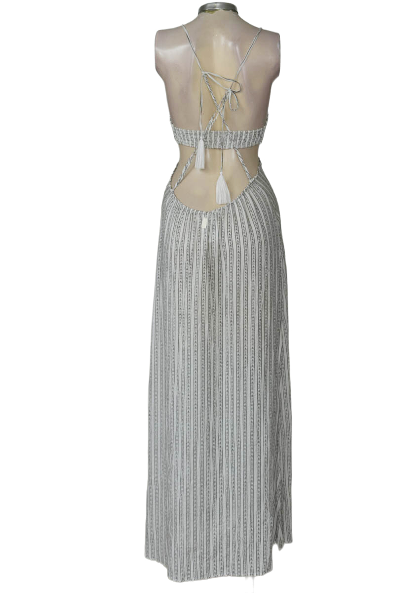 Vestido / Enterizo color Blanco - Indah