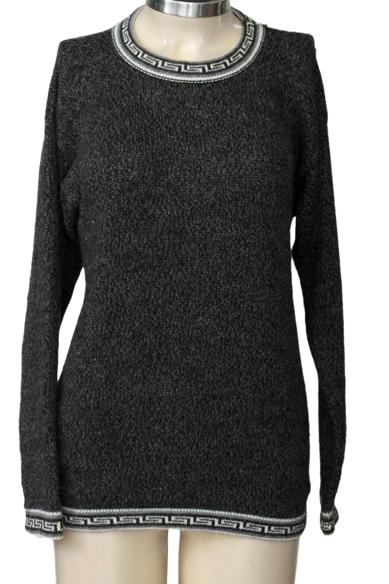 Sweater color Gris - Closeando
