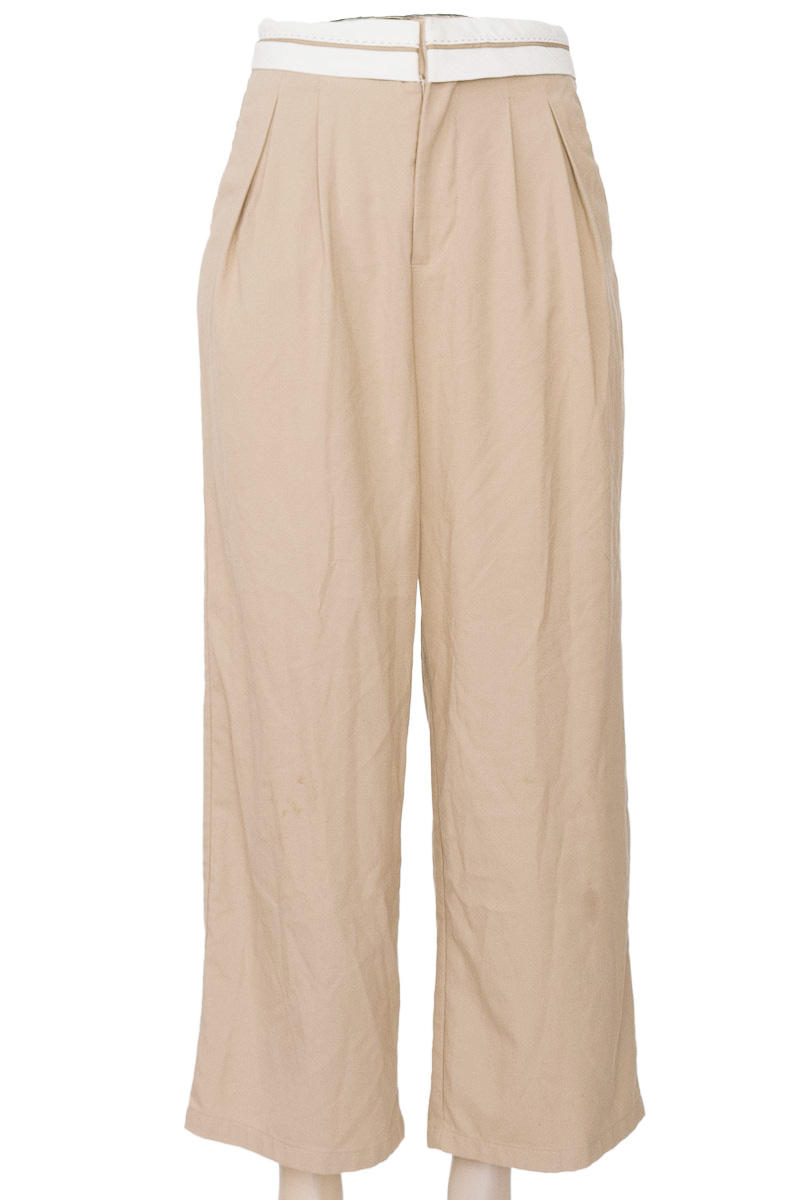 Pantalones color Beige - Stradivarius