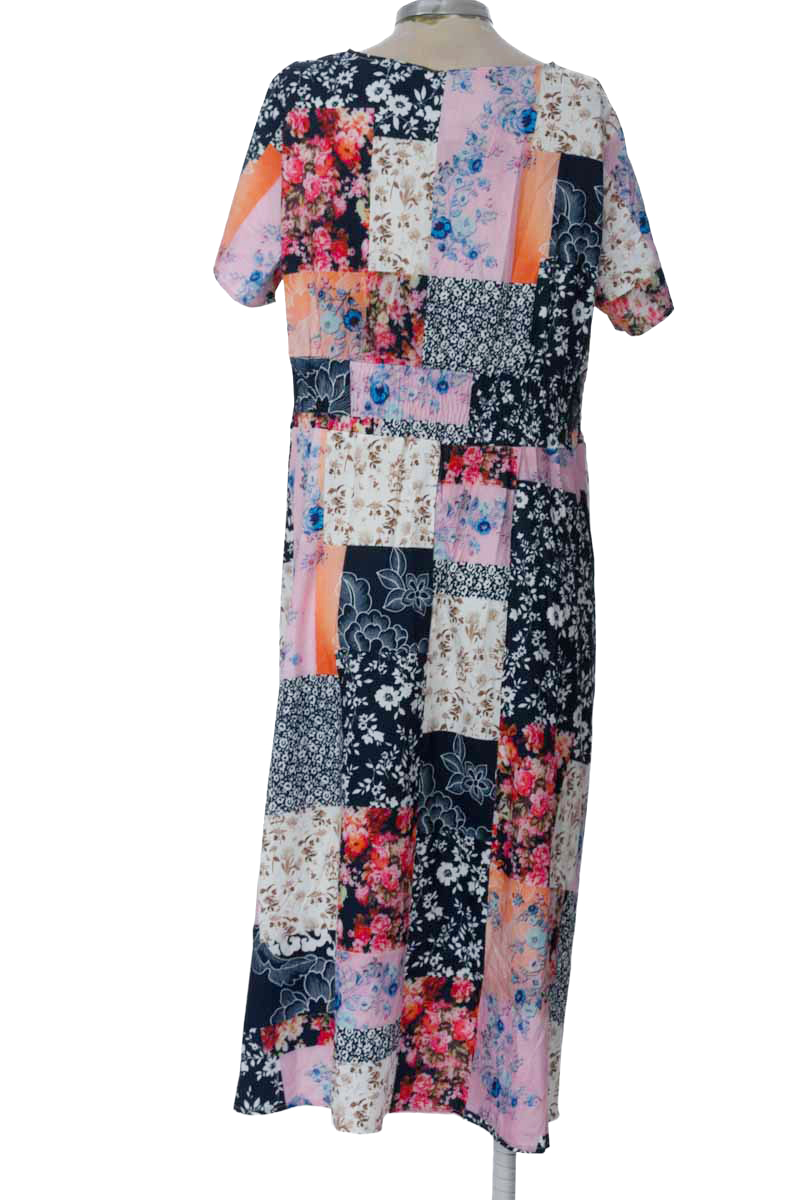 Vestido / Enterizo color Estampado - Closeando