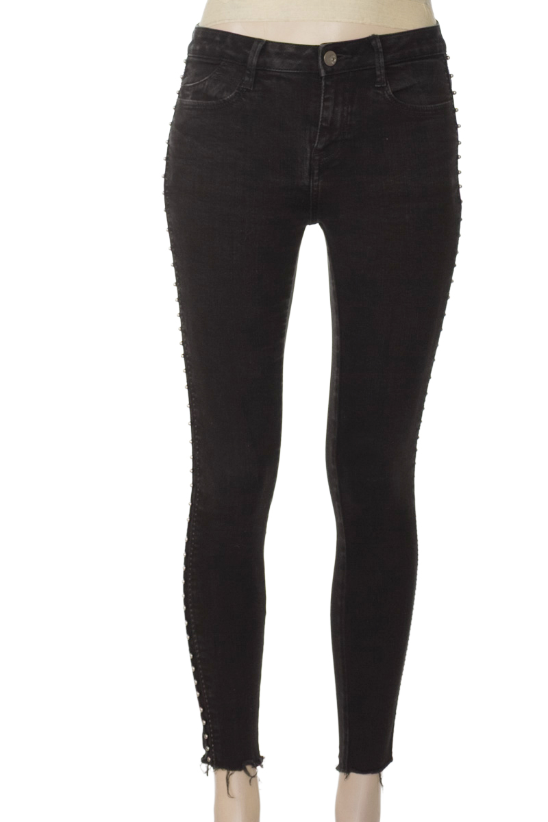 Pantalones color Negro - Zara