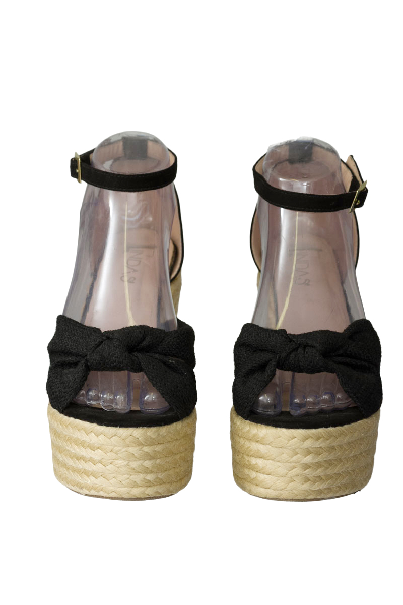 Zapatos color Negro - Lindas