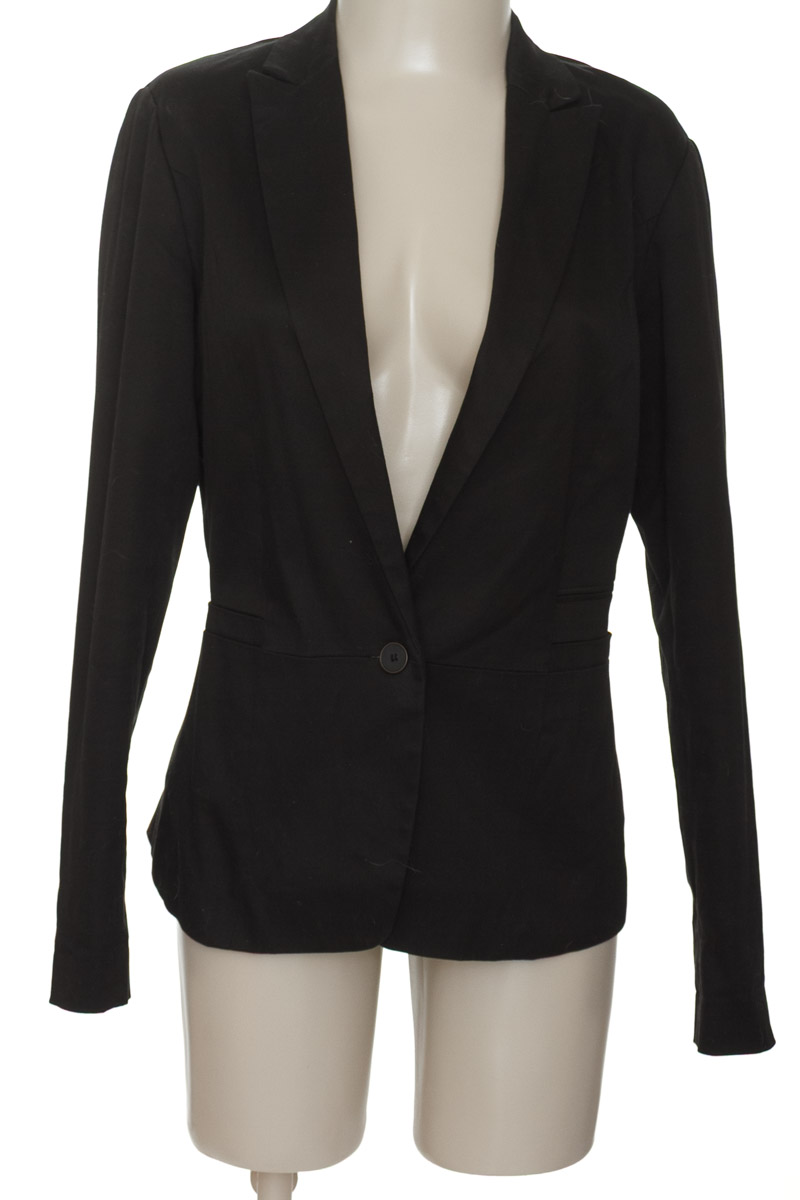 Chaqueta / Abrigo color Negro - Pull & Bear