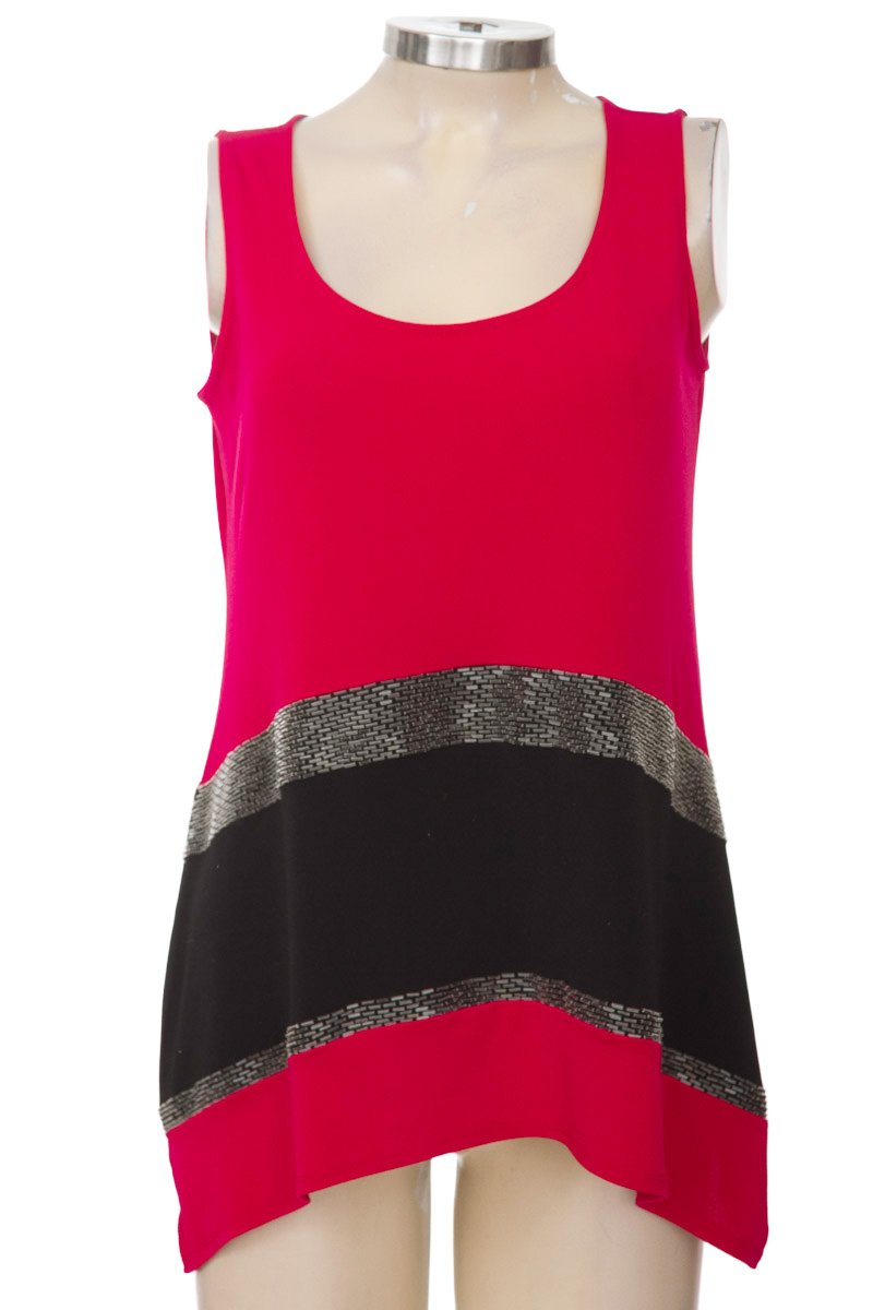 Top / Camiseta color Rojo - Alfani