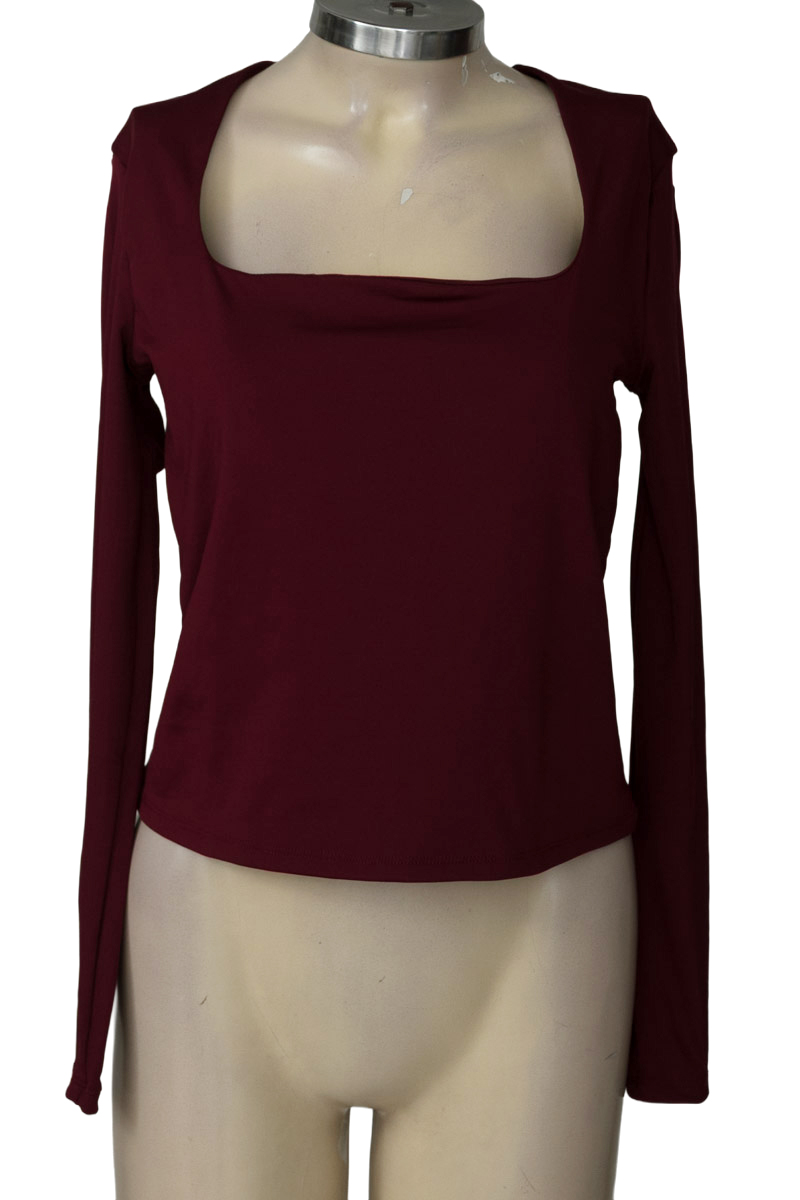 Top / Camiseta color Vinotinto - Divided by H&M