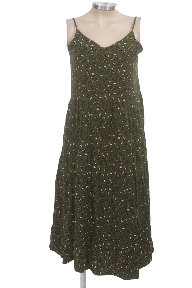 Vestido / Enterizo color Verde - Arkitect