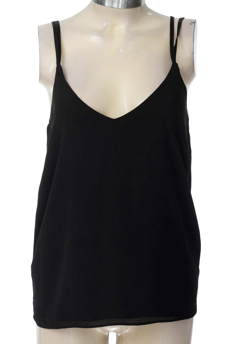 Top / Camiseta color Negro - ELA
