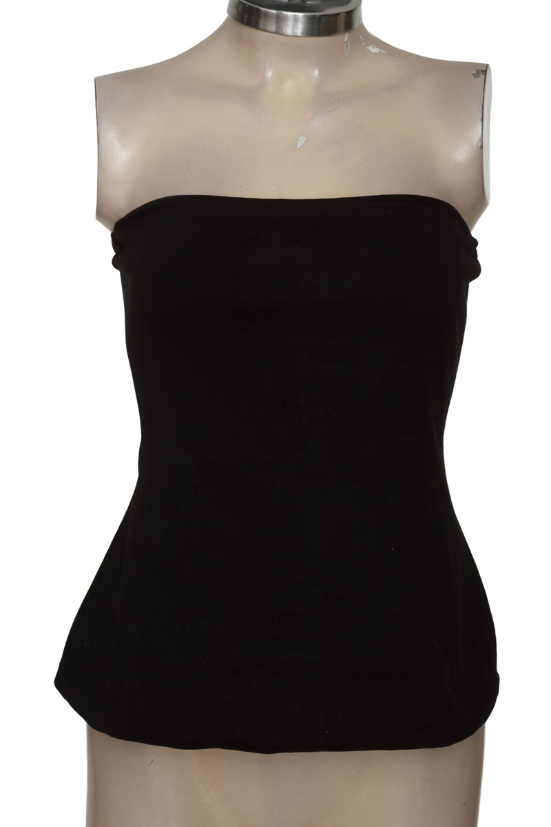 Top / Camiseta color Negro - Zara