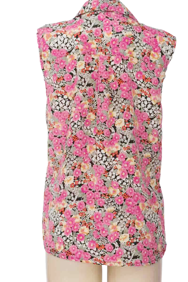 Top / Camiseta color Rosado - Closeando