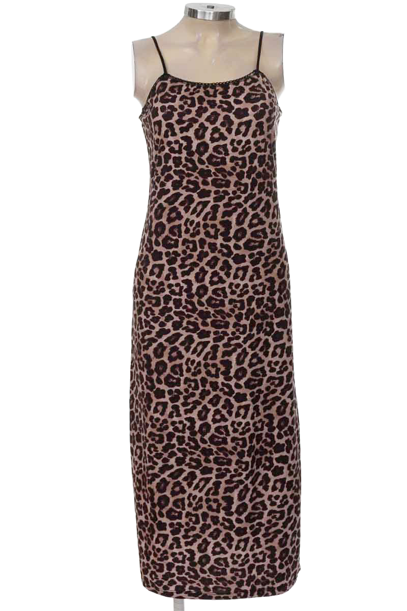 Vestido / Enterizo color Beige - Loguin