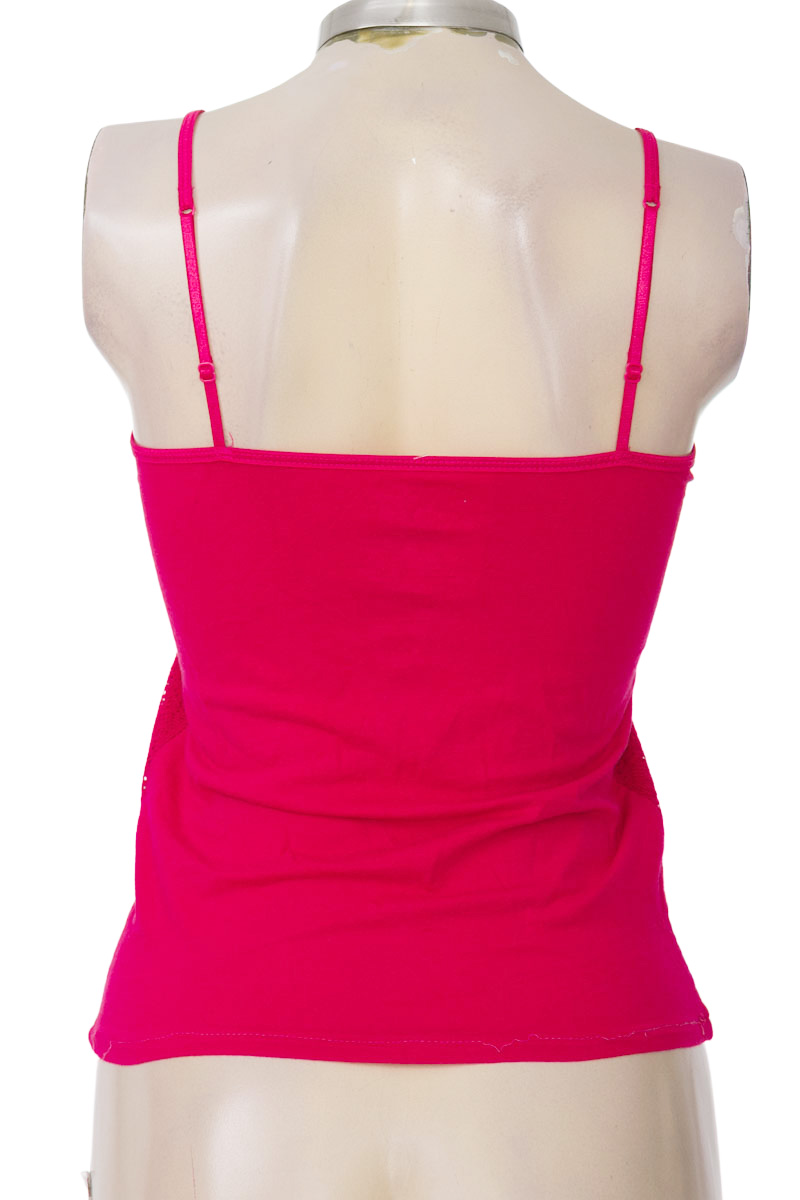 Top / Camiseta color Fucsia - Aeropostale