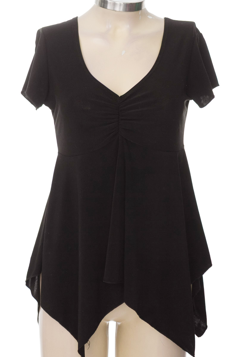 Blusa color Negro - American City Wear
