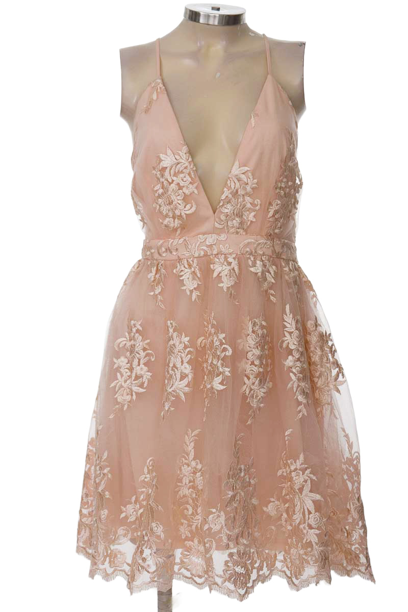 Vestido / Enterizo color Rosado - Maniju