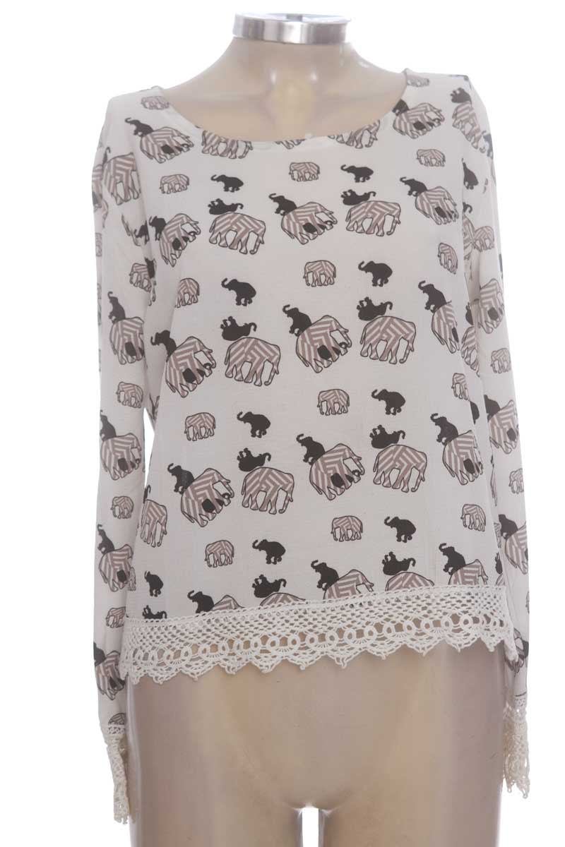 Blusa color Blanco - Closeando
