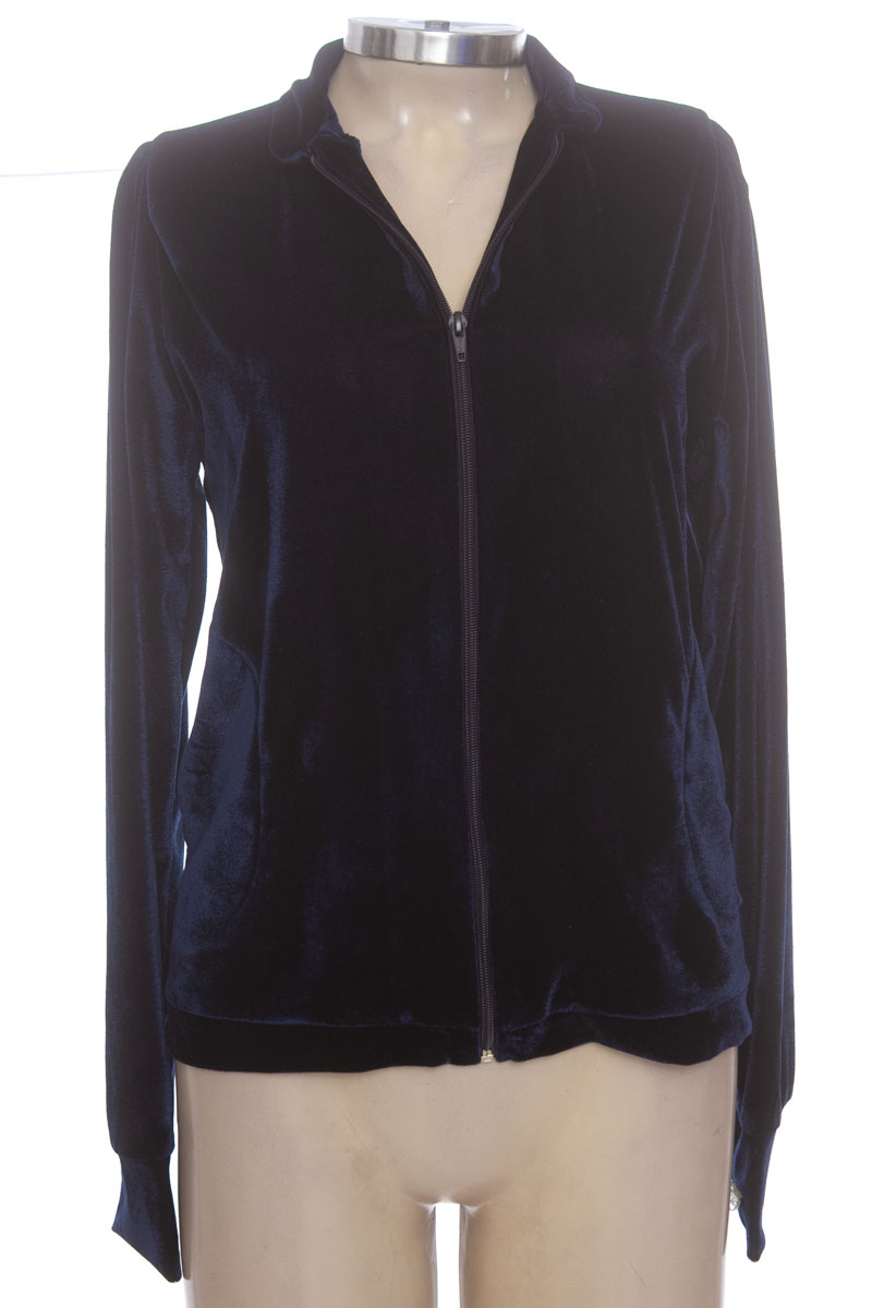 Sweater color Azul - Closeando
