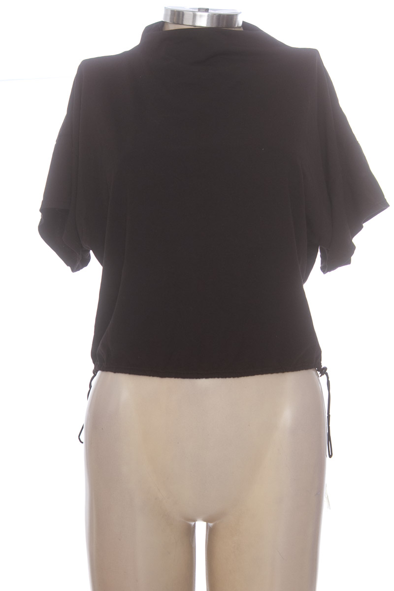 Top / Camiseta color Negro - Element