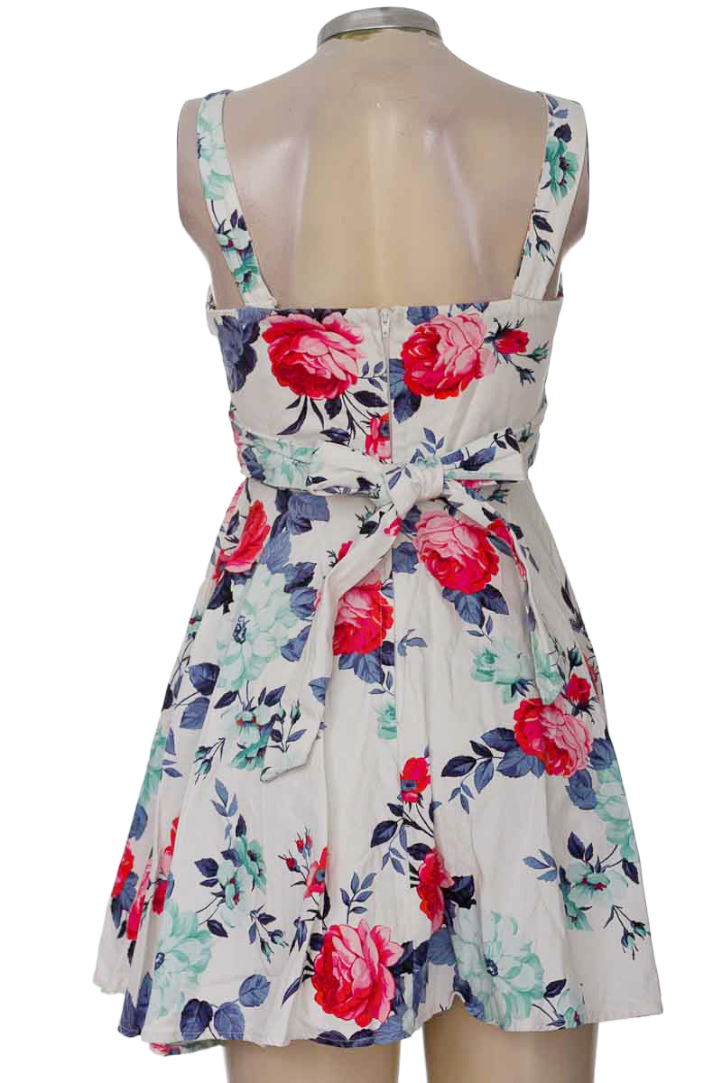 Vestido / Enterizo color Blanco - Ixia