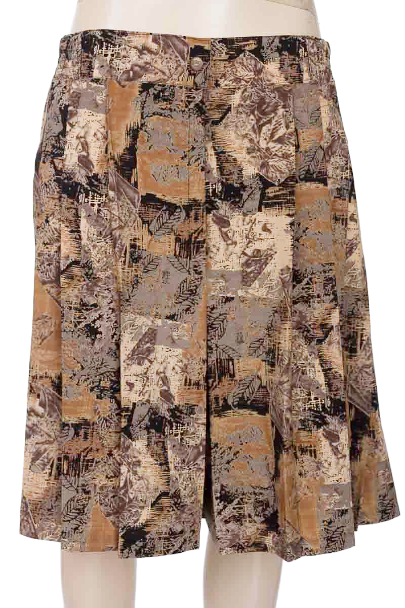 Short color Beige - Closeando